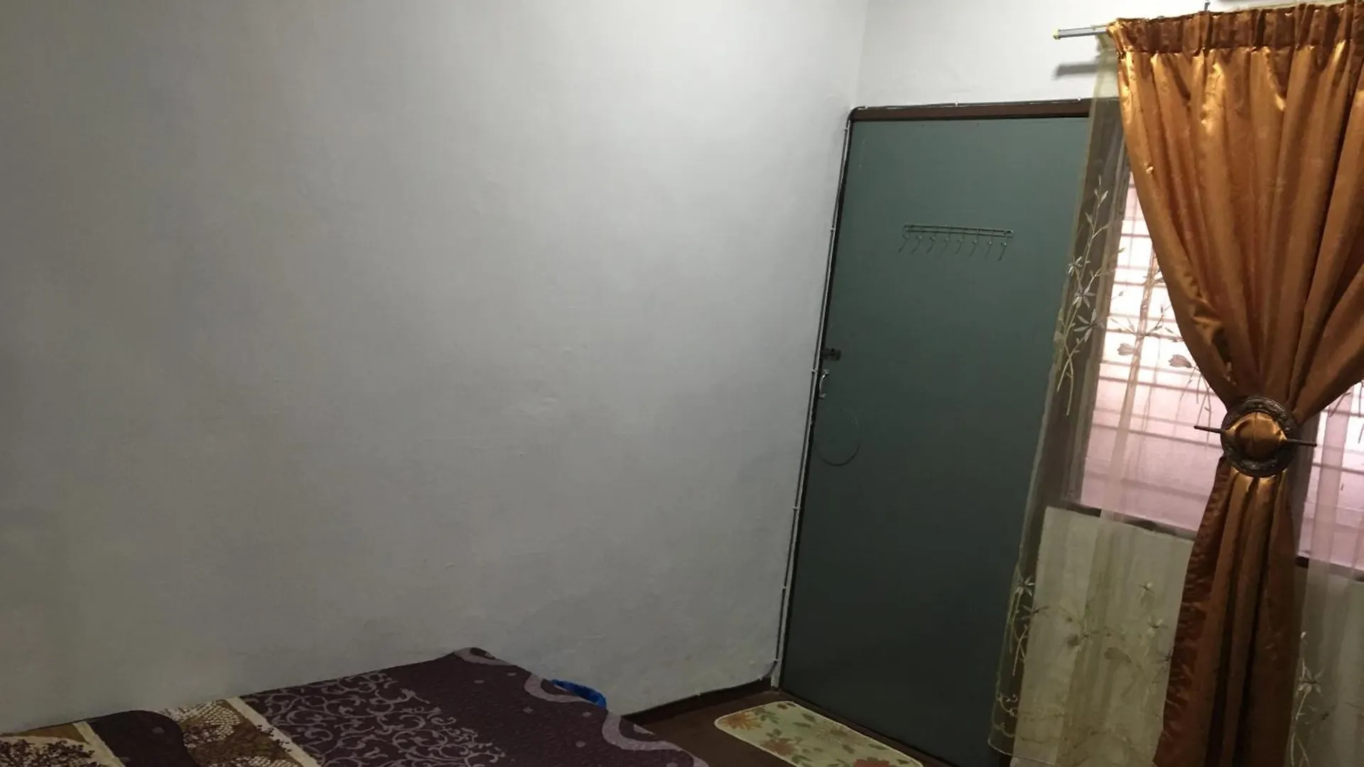 Rb Double Storey Bandar Tasik Selatan Homestay Kuala Lumpur 0*,  Malaysia